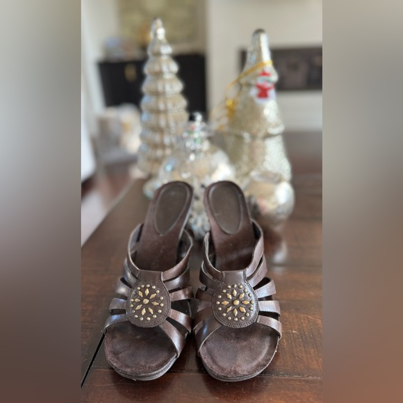 Enzo Angiolini Italian Fashion Leather Heeled Sandals🤍EA FLEXO🤍brass design - Picture 1 of 8